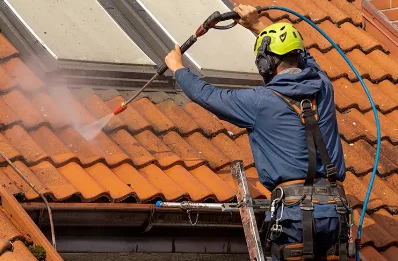 Démoussage et hydrofuge de toiture à Merlevenez
